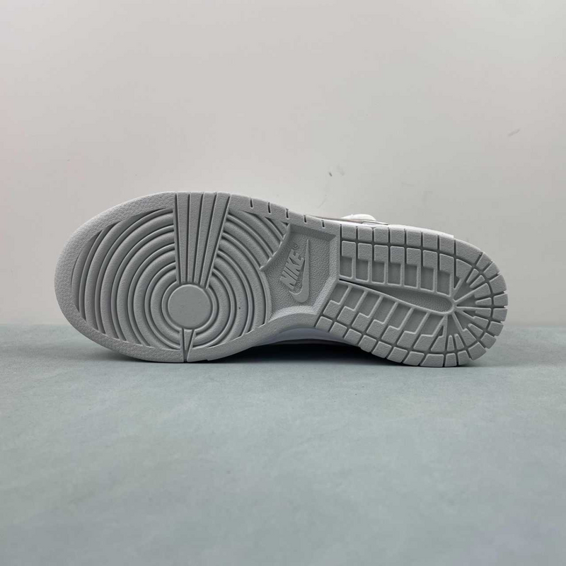 Dunk Low X Bainds