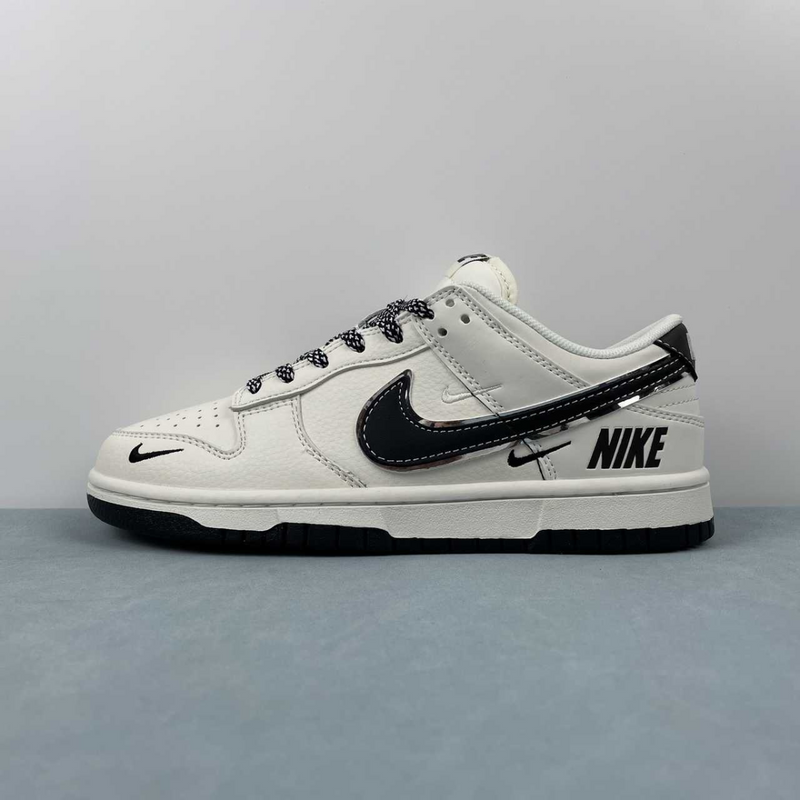 Dunk Low Retro