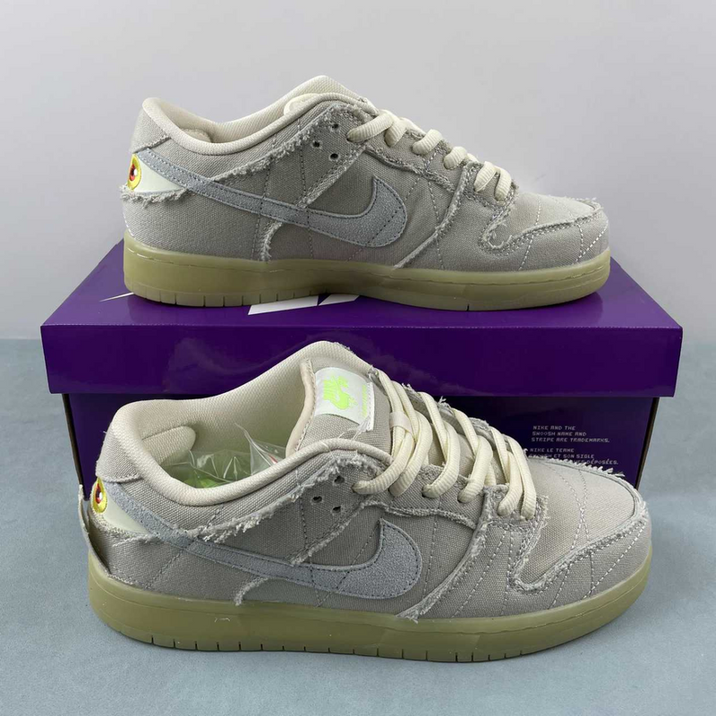 Dunk Low SB Mummy