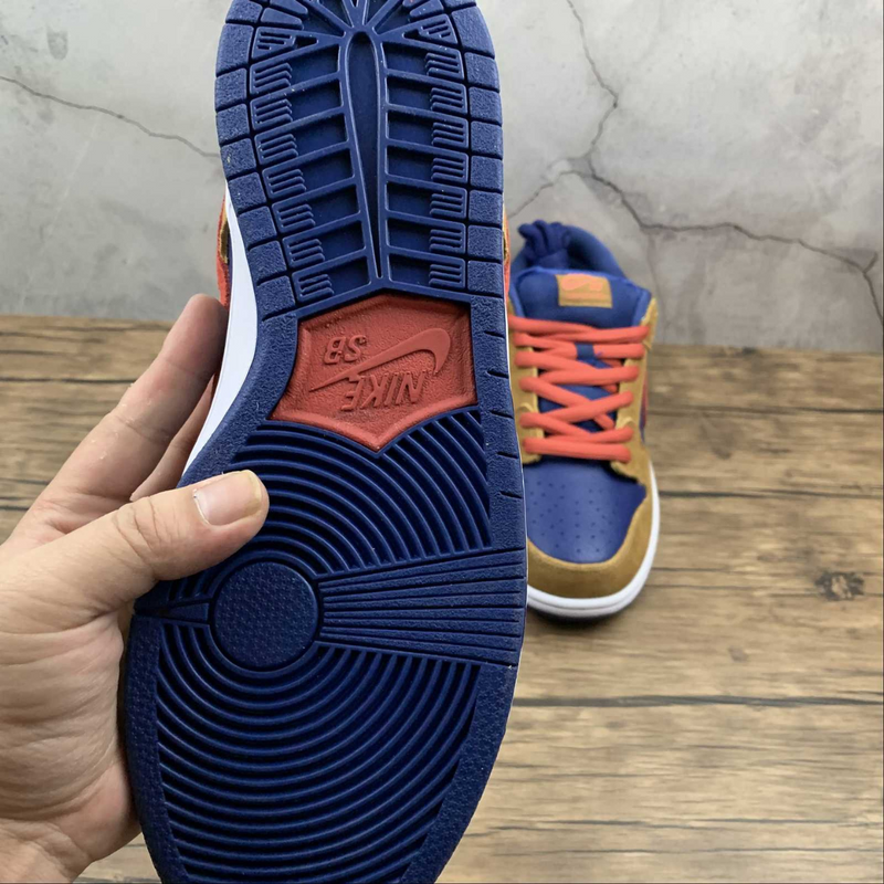 Dunk SB Low Papa Bear