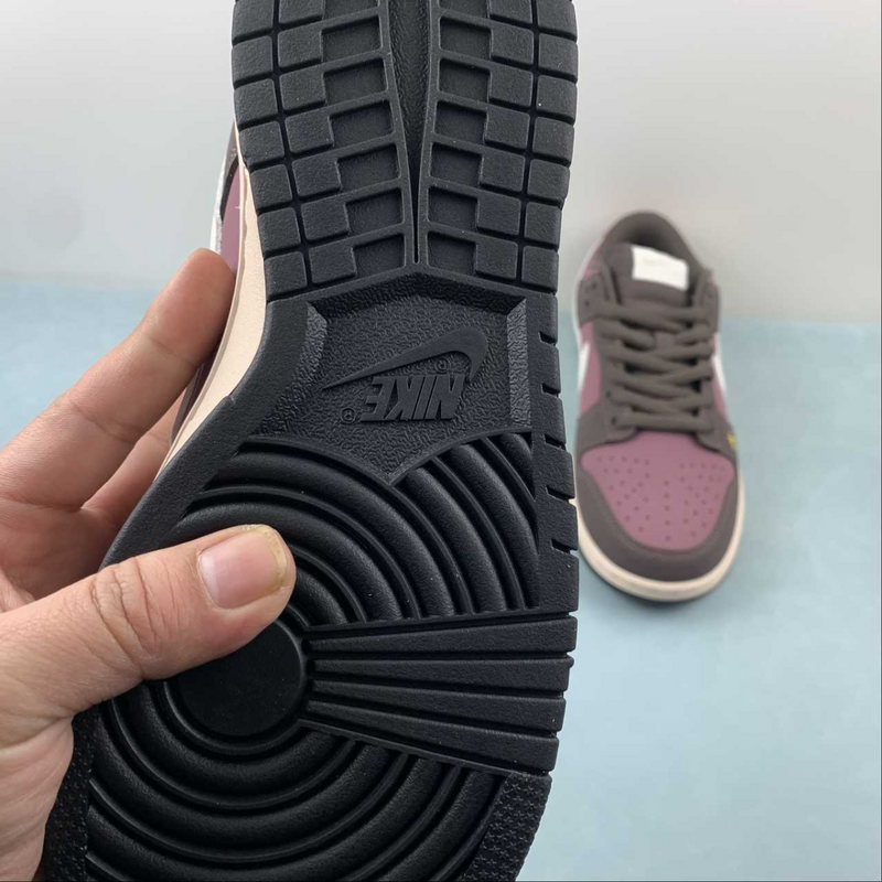 Dunk Low Wutang Purple