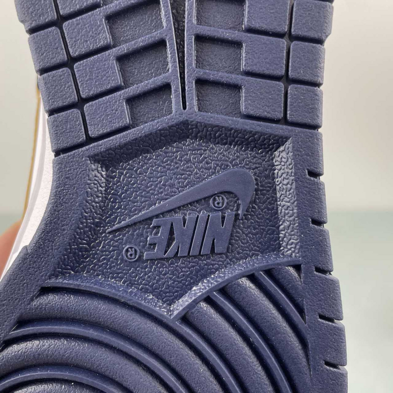 Dunk Low GS Midnight Navy Gold