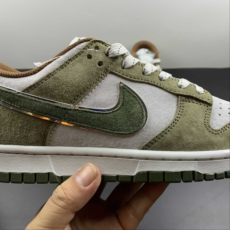Dunk Low SB X Otomo Katsuhiro Steamboy OST Green Brown Silver