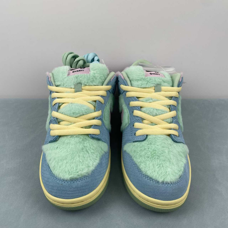 Verdy x Dunk SB Low Visty