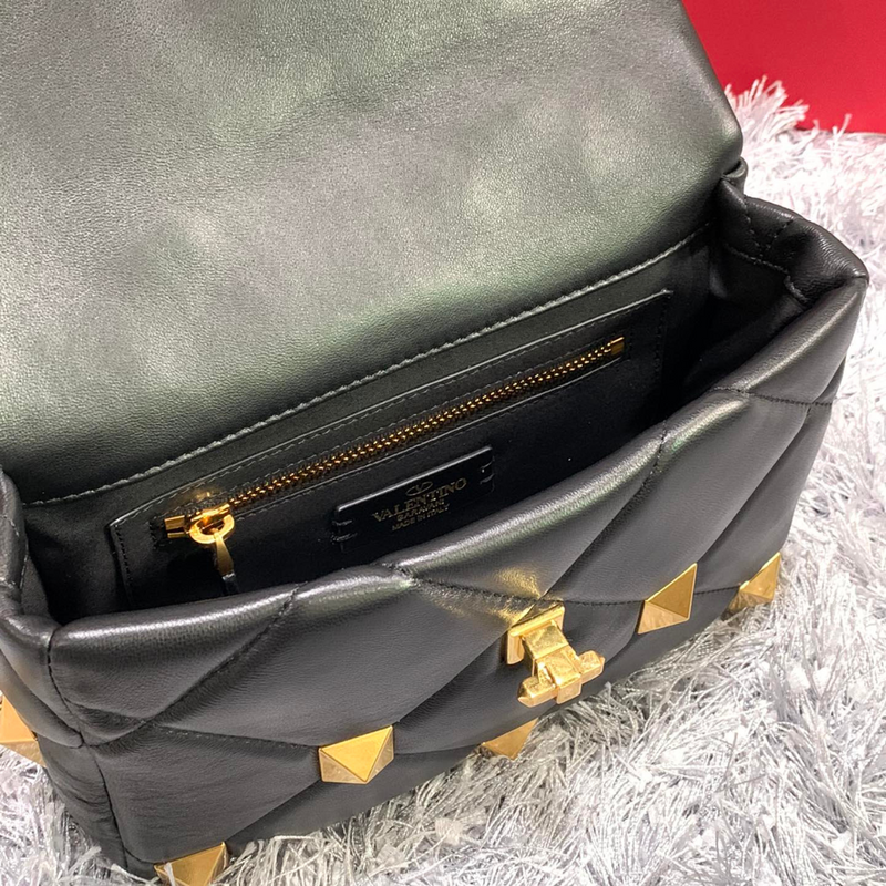 Valentino Garavani Roman Stud Shoulder Bag Black