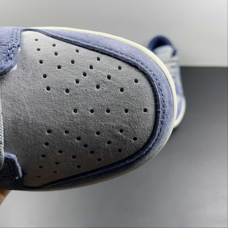Dunk Low SB Otomo Katsuhiro