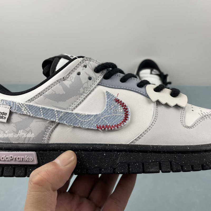 Dunk Low Star Love