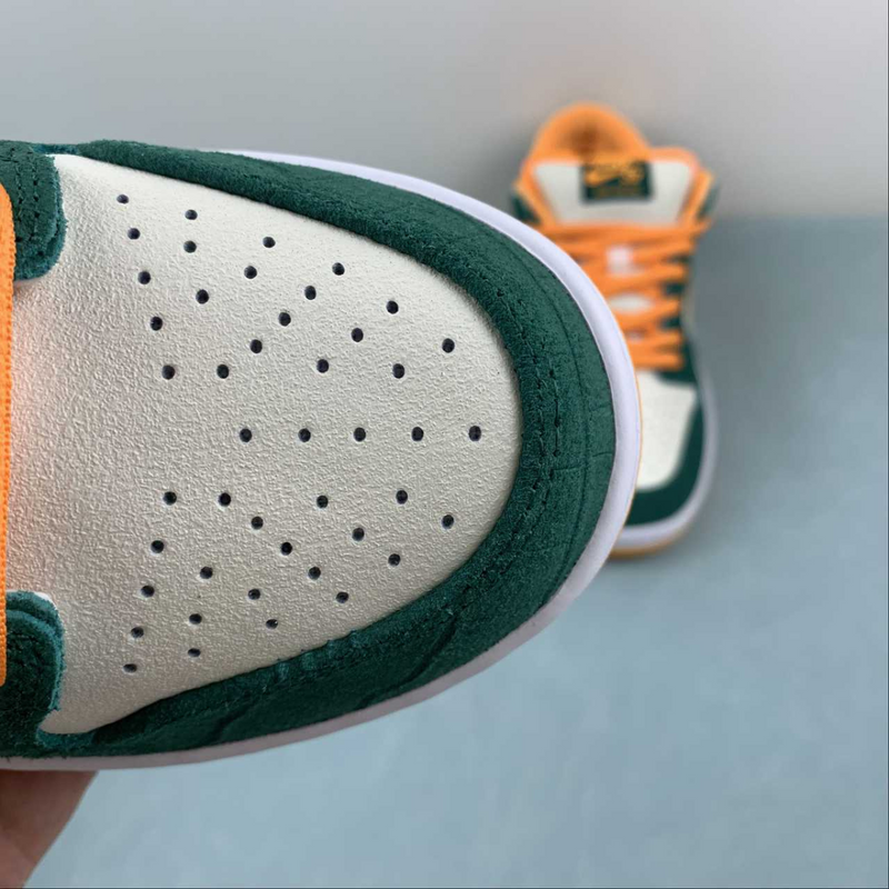 Dunk Low SB Legion Pine