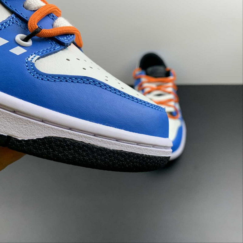 Dunk Low Caution