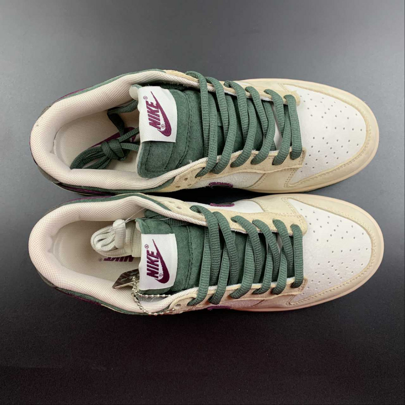 Dunk Low Mocha Style Malev