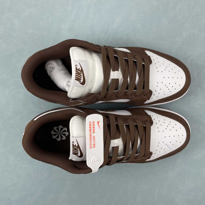 Dunk Low Brown And White